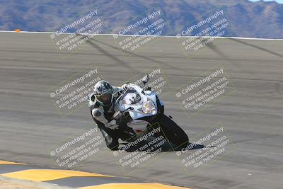 media/Oct-01-2023-SoCal Trackdays (Sun) [[4c570cc352]]/Bowl (1020am)/